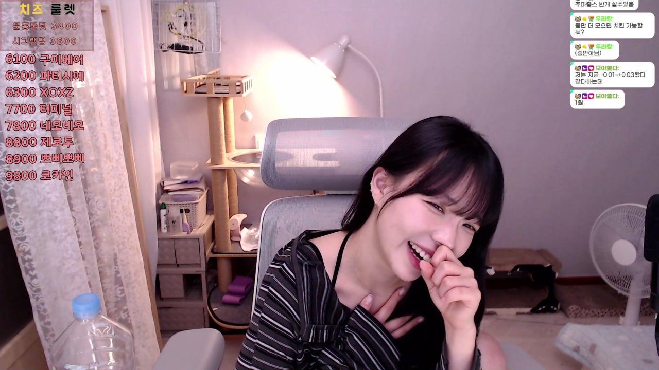 민서영 MINSSYOUNG 라이브 썸네일
